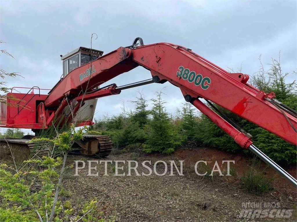 Madill 3800C Combi harvester