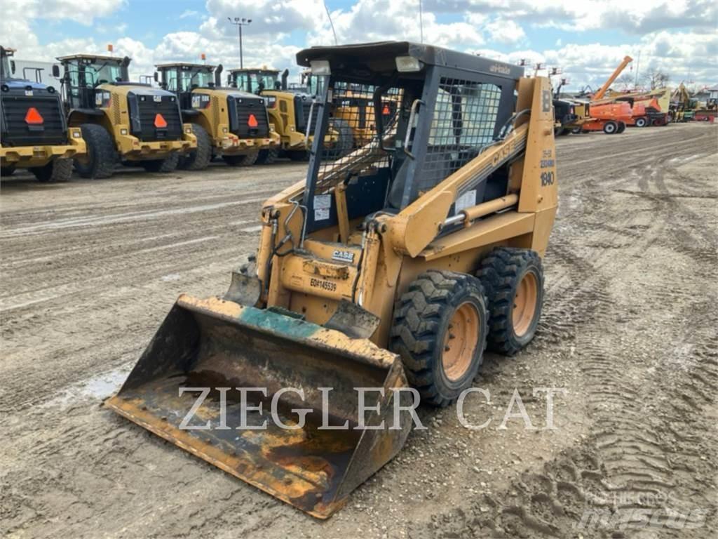 New Holland 1840 Kompaktlaadurid