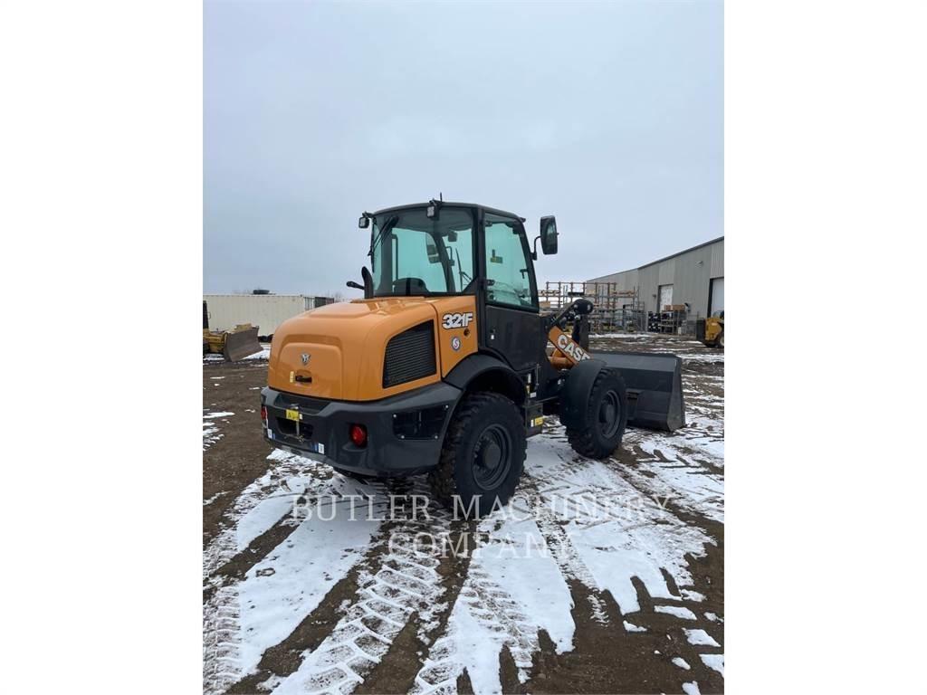 New Holland 321F Rataslaadurid