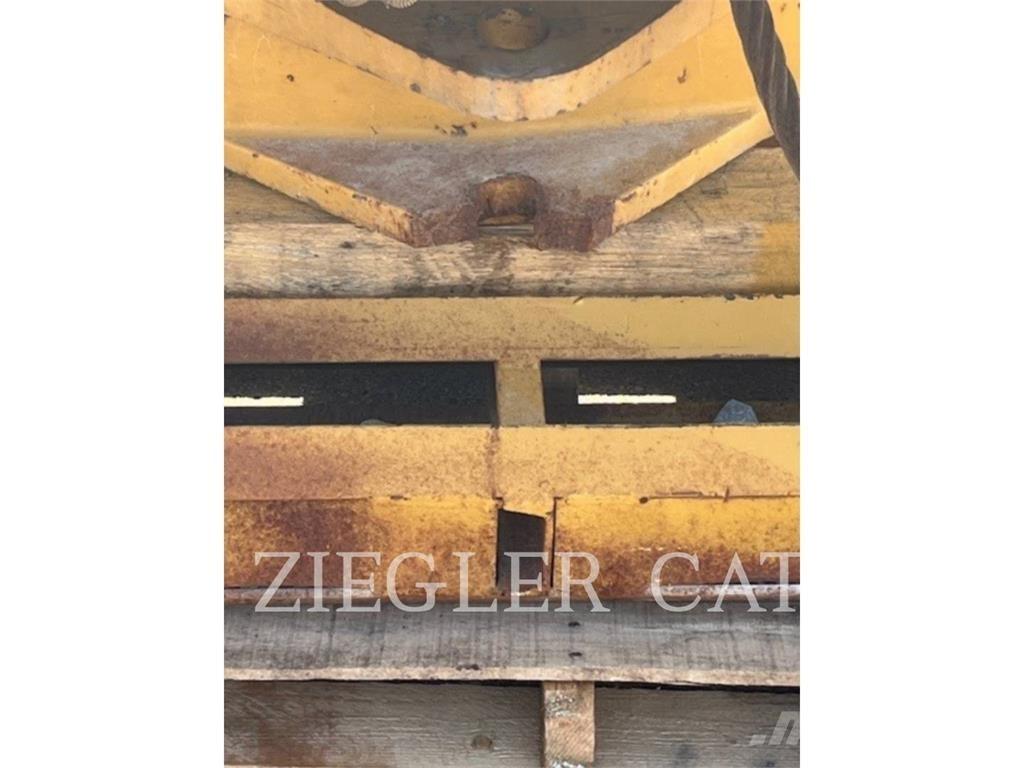 Paccar INC. PA56 Buldooserid