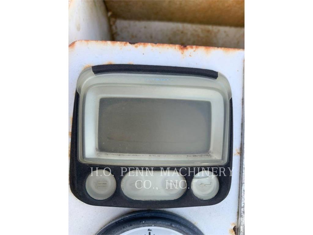 Roadtec RP175 Asfaldilaoturid