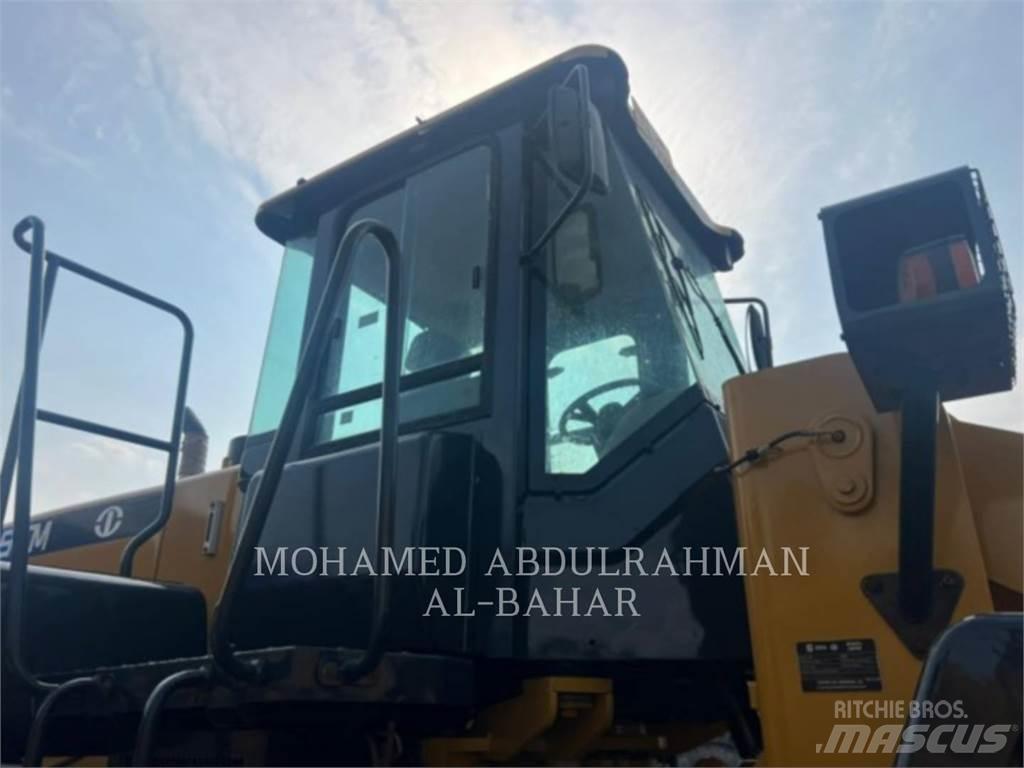 SEM MACHINERY SEM660D Rataslaadurid