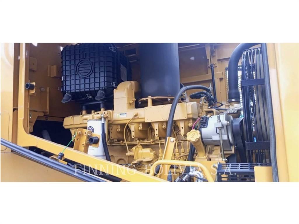 SEM MACHINERY SEM668D Rataslaadurid