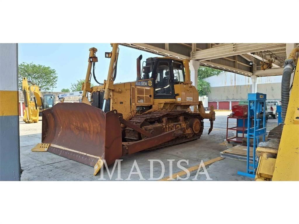 SEM MACHINERY SEM822D Buldooserid