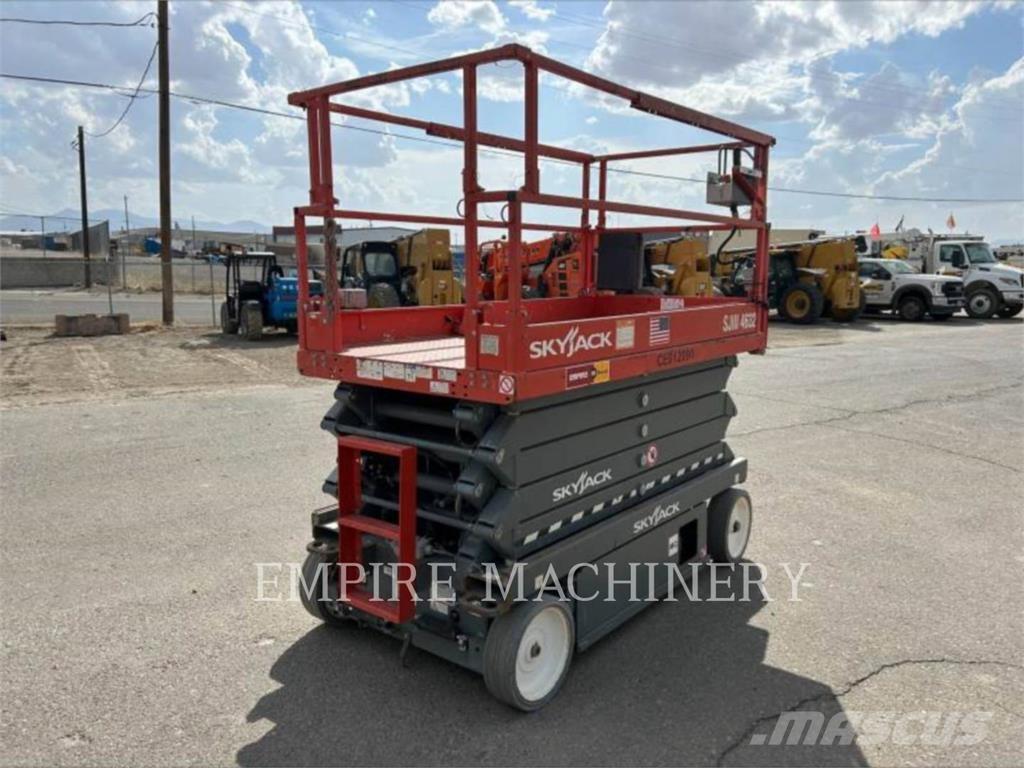 Skyjack 4632 Iseliikuvad poomtõstukid