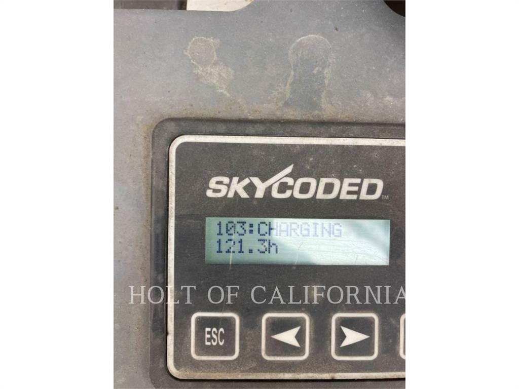 Skyjack SCISSOR 19 Käärtõstukid