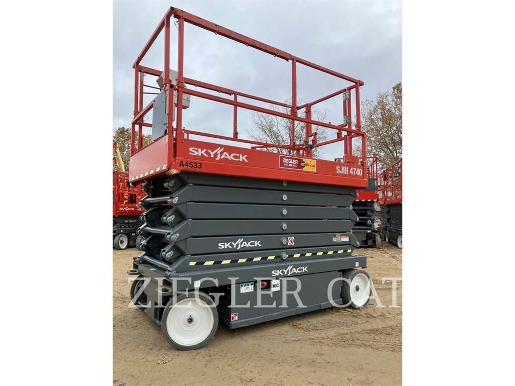Skyjack SJ4740 Käärtõstukid