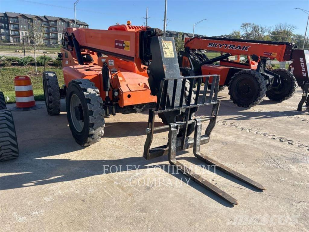 SkyTrak 6042O Teleskooplaadurid