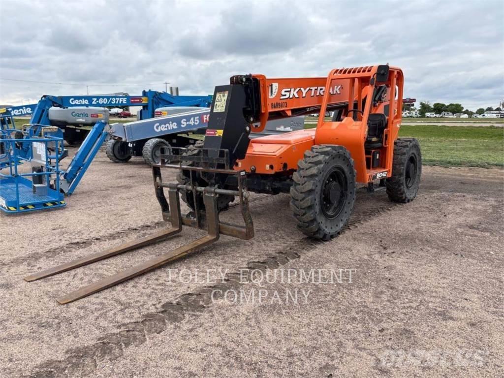 SkyTrak 8042O Teleskooplaadurid