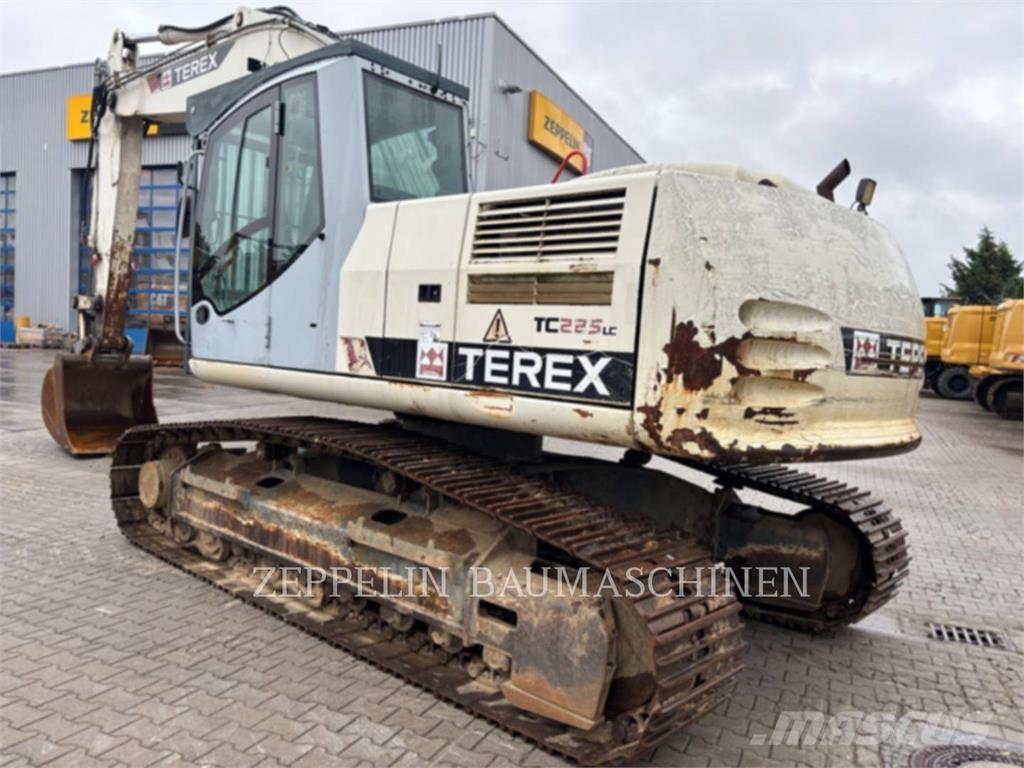 Terex TC225LC Roomikekskavaatorid