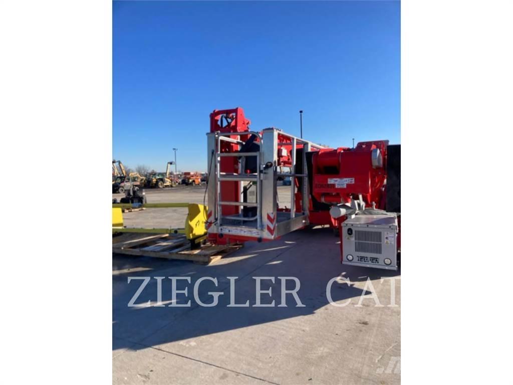  TL92SJ Iseliikuvad poomtõstukid