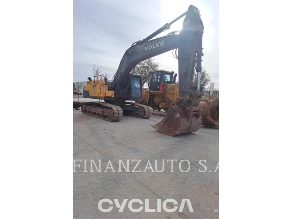 Volvo EC300DNL Roomikekskavaatorid