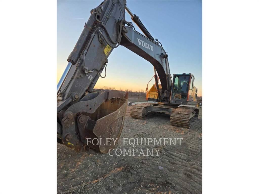Volvo EC300EL Roomikekskavaatorid