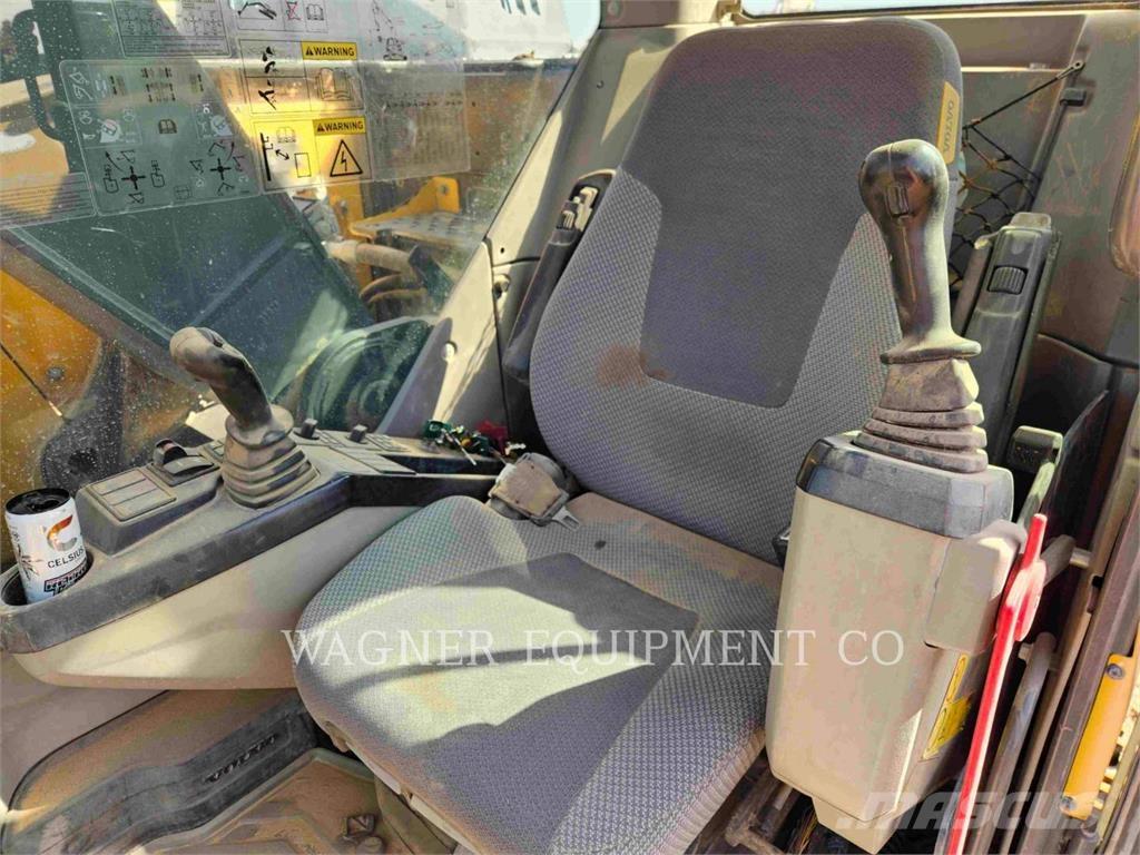 Volvo ECR235EL Roomikekskavaatorid