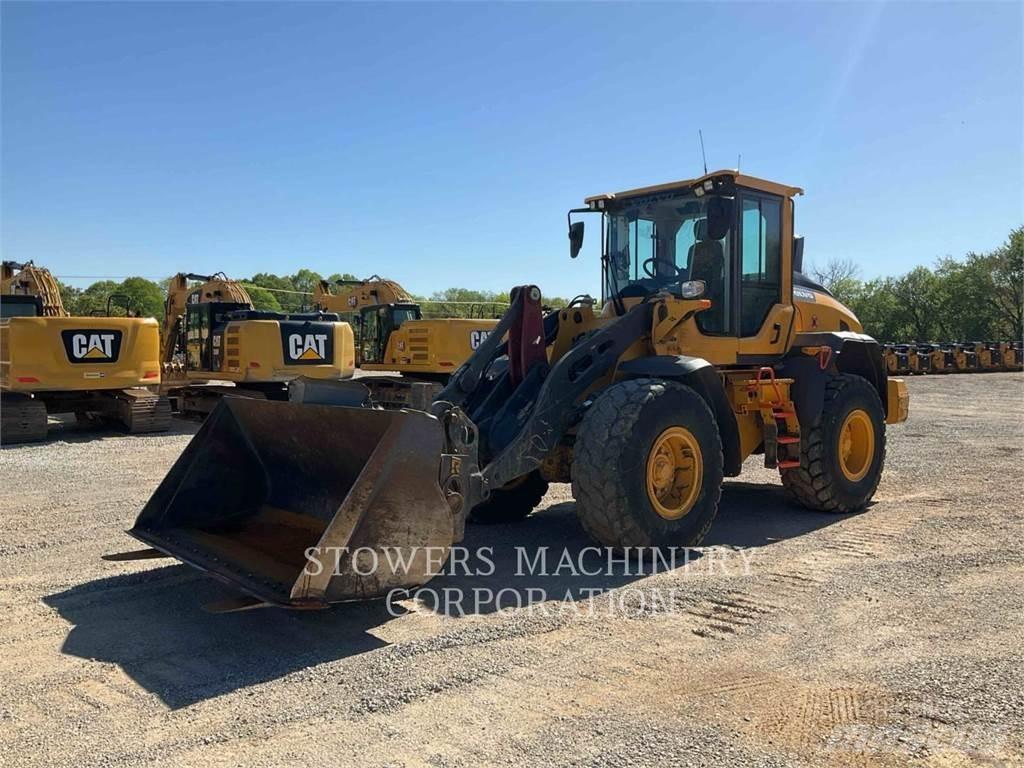 Volvo L60H. Rataslaadurid