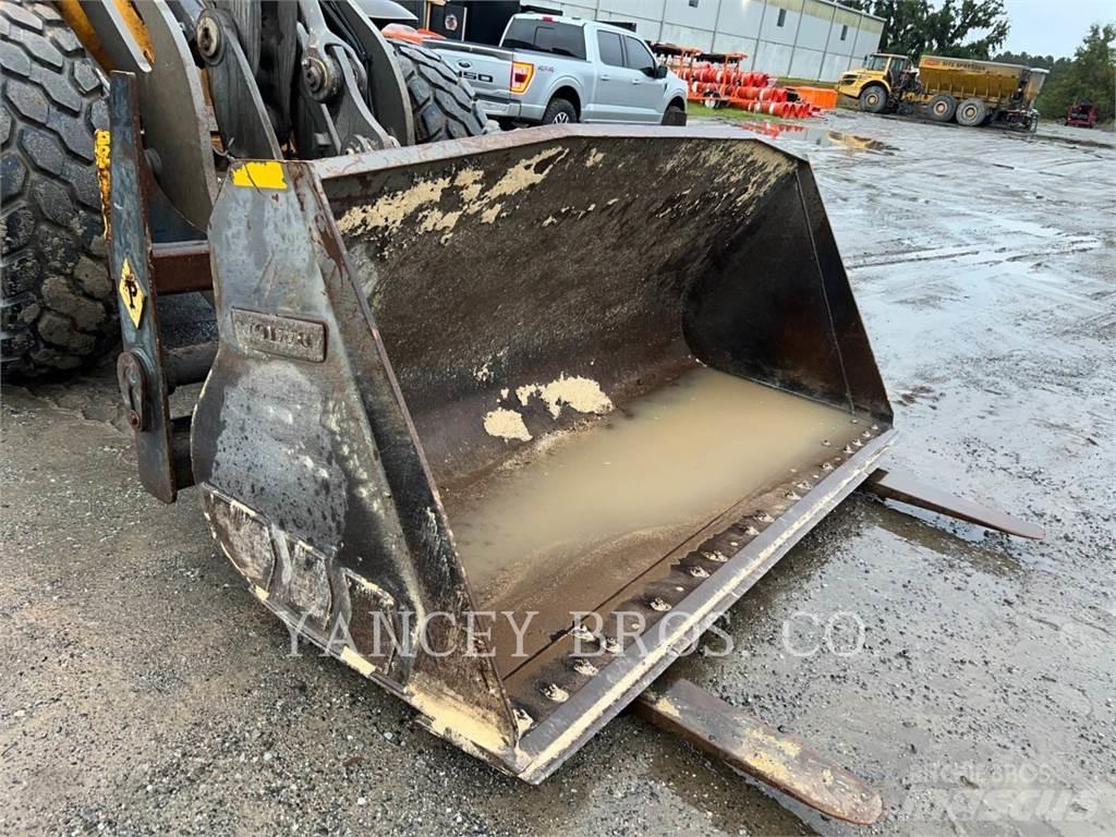 Volvo L70H Rataslaadurid