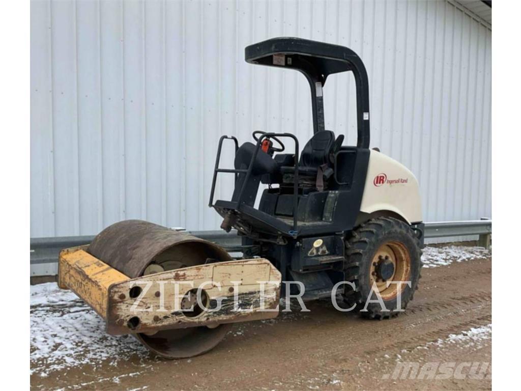 Volvo SD45 Pinnasetihendajad