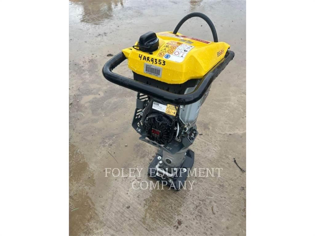 Wacker BS68-4 Pinnasetihendajad