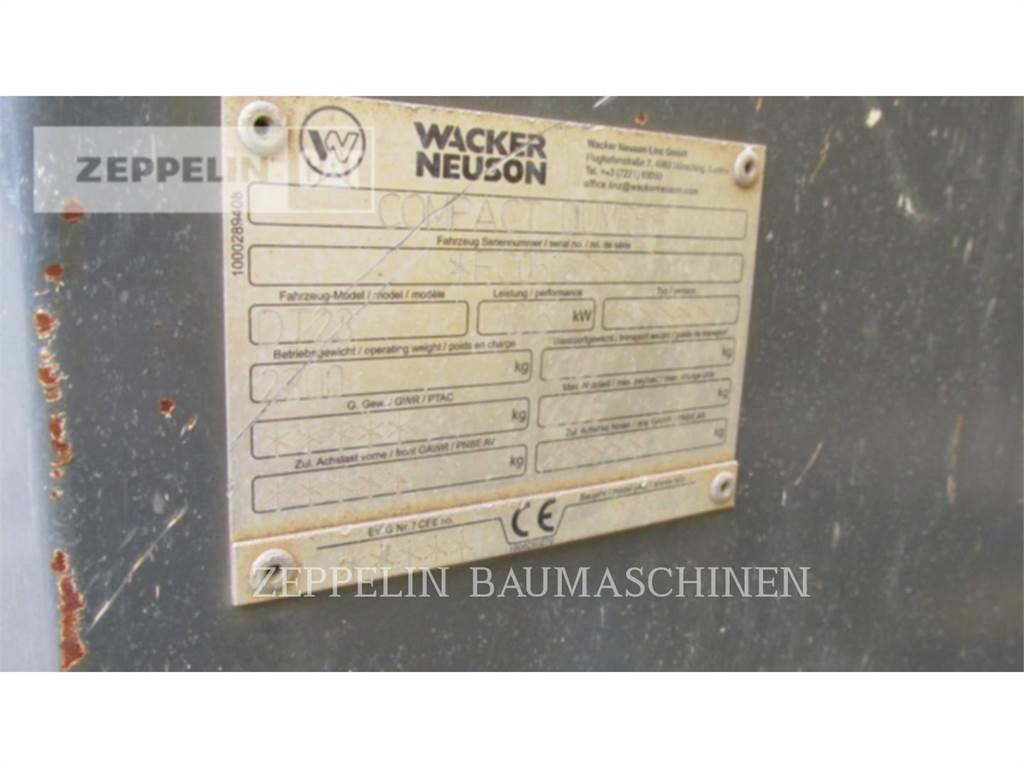 Wacker DT23 Liigendraamiga pinnaseveokid