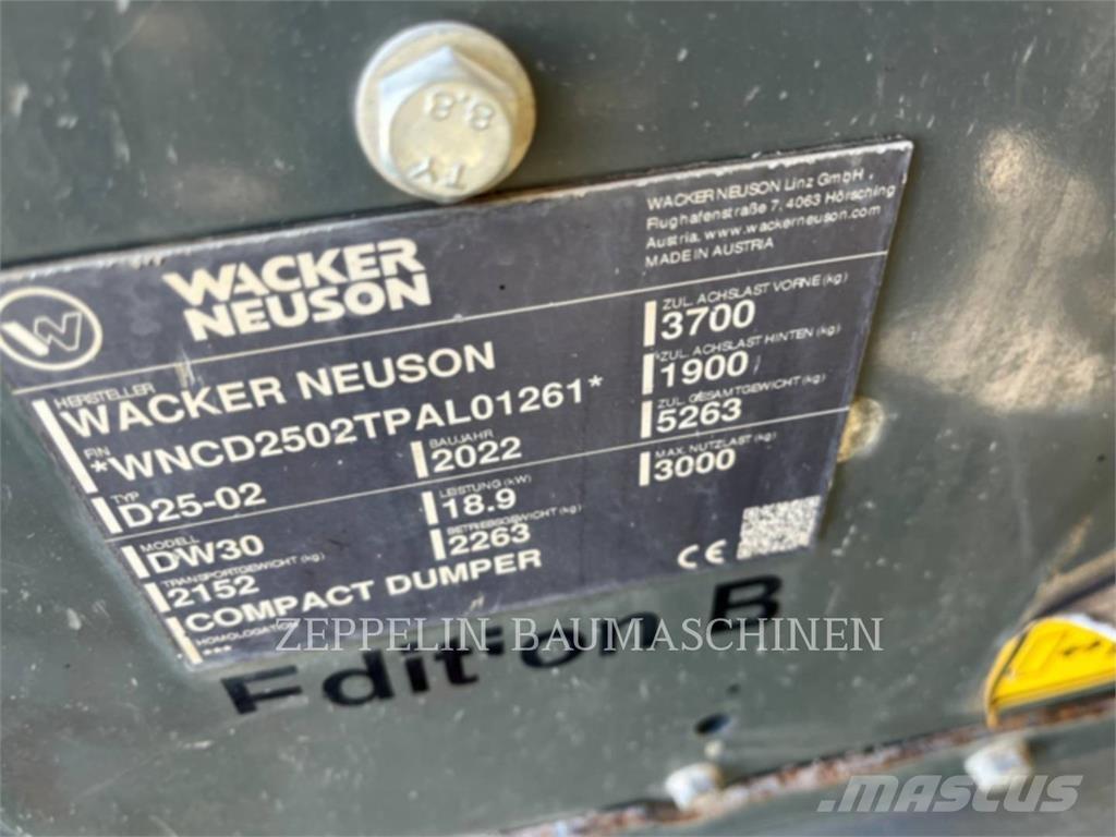 Wacker DW30 Liigendraamiga pinnaseveokid
