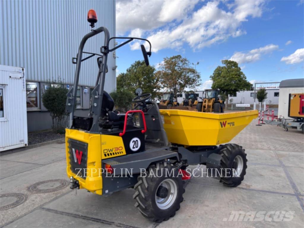 Wacker DW30 Liigendraamiga pinnaseveokid