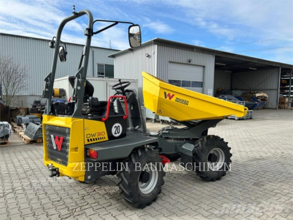 Wacker DW30 Liigendraamiga pinnaseveokid
