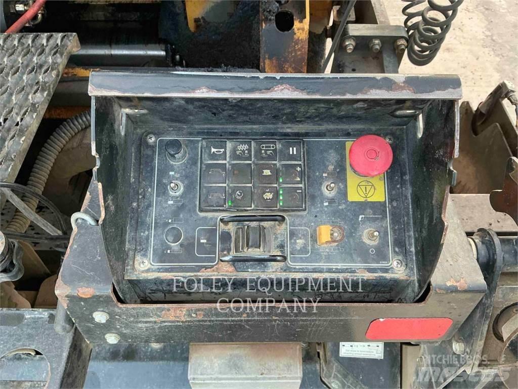 Weiler P395 Asfaldilaoturid