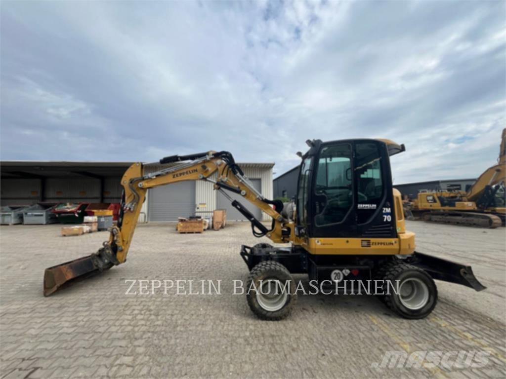 Zeppelin ZM70 Ratasekskavaatorid