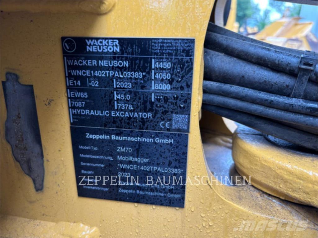 Zeppelin ZM70 Ratasekskavaatorid