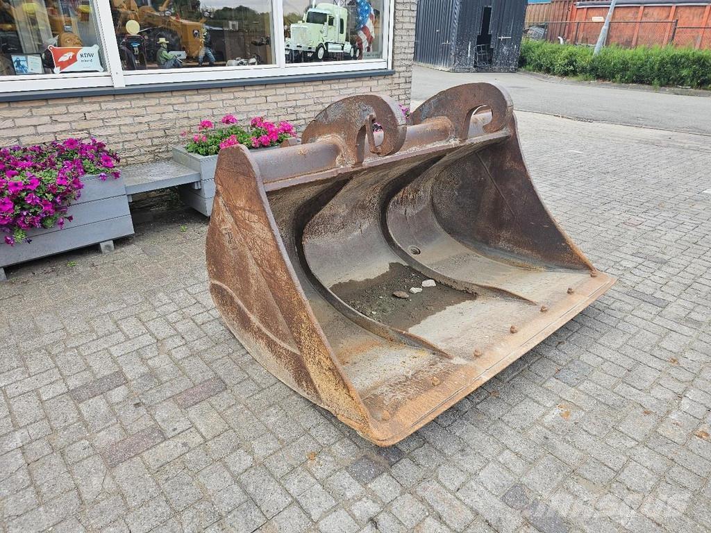  Onbekend Slotenbak Kopad