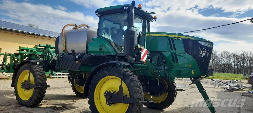 John Deere R 4038 Iseliikuvad pritsid