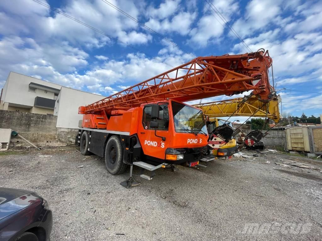 Liebherr LTM 1030-2 Maastikutõstukid