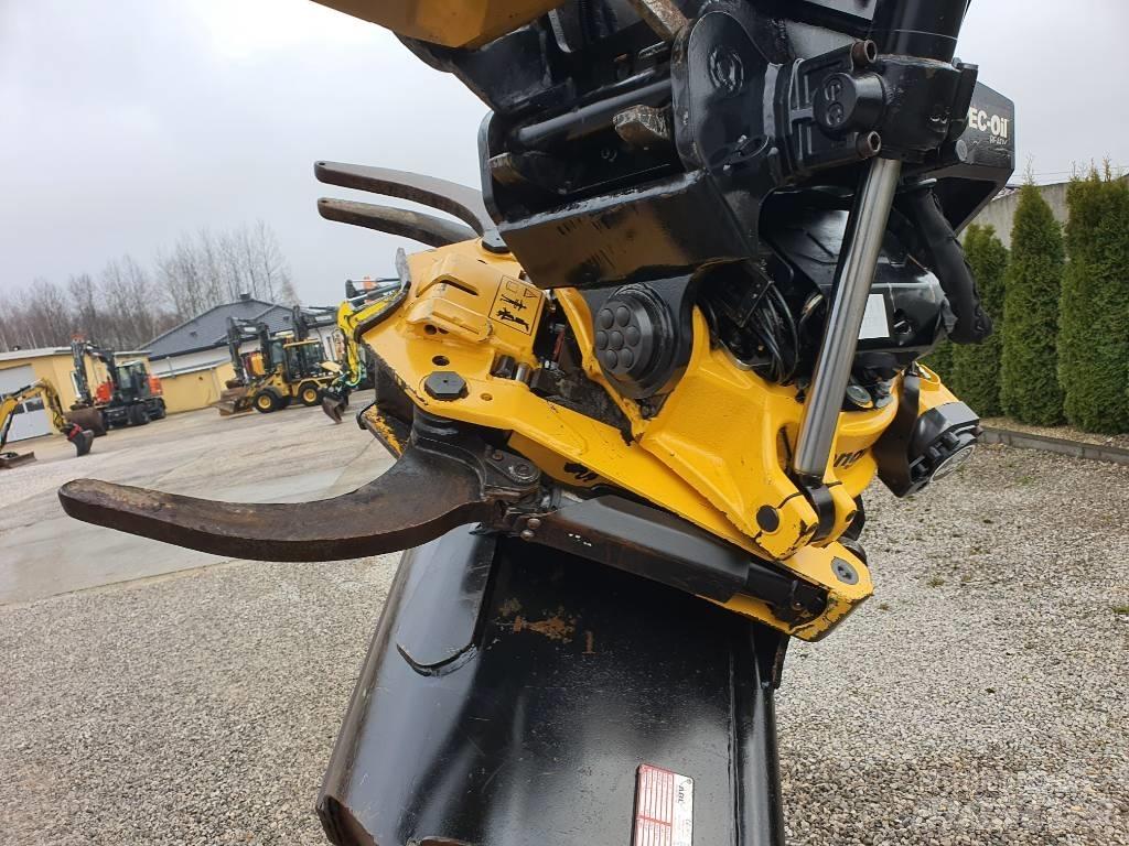CAT M 318 F Ratasekskavaatorid