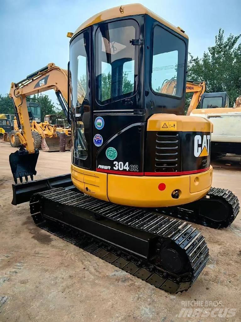 CAT 304 Miniekskavaatorid < 7 t