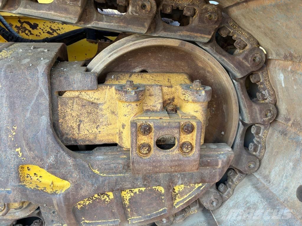 Komatsu D 61 PX-23 Buldooserid