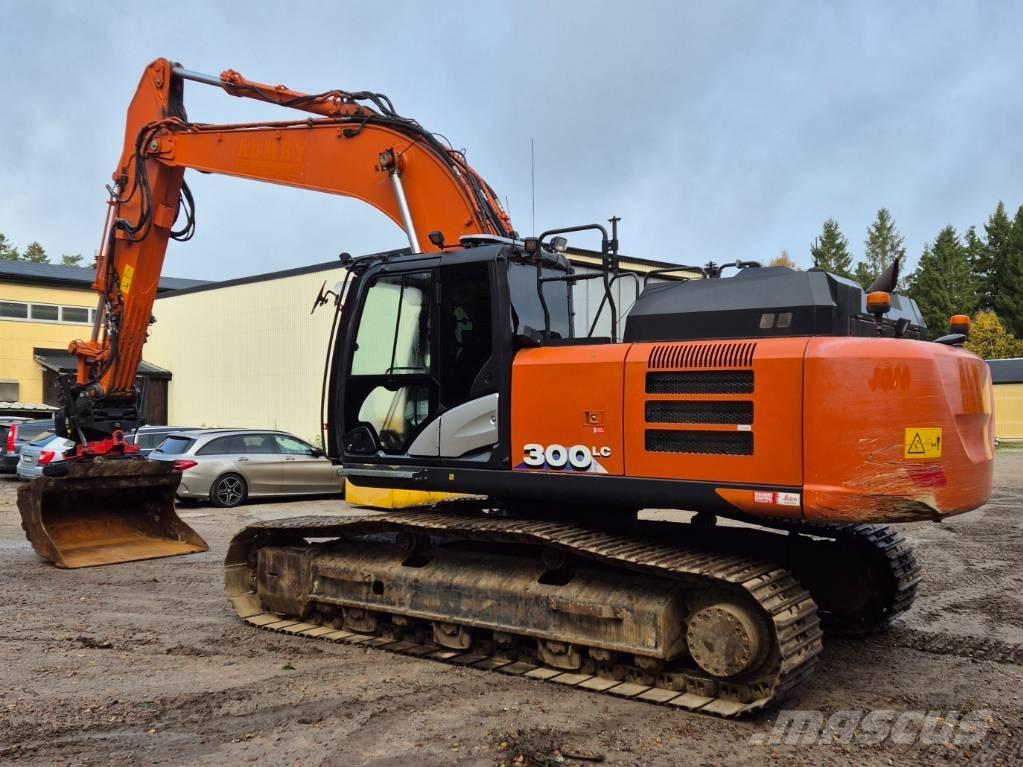 Hitachi ZX 300 LC-6 Roomikekskavaatorid