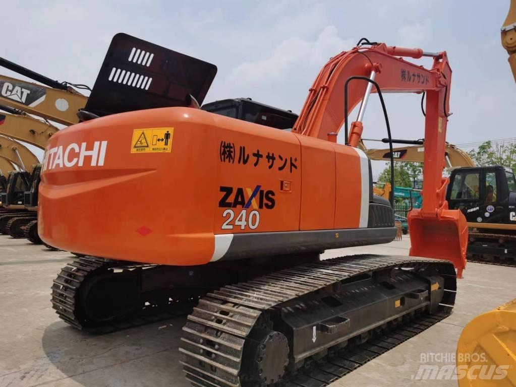 Hitachi ZX 240 Roomikekskavaatorid