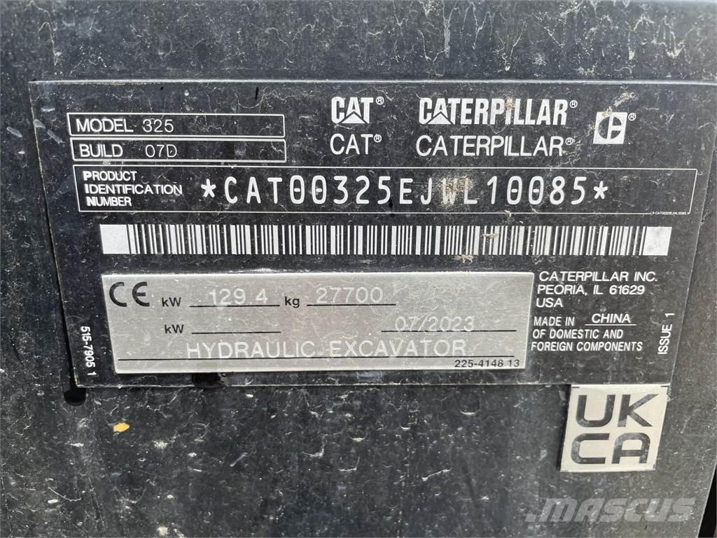 CAT 325 Roomikekskavaatorid