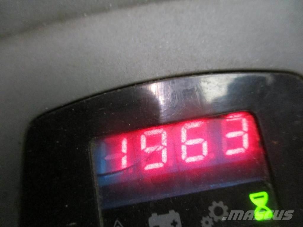 Toyota LPE 200 Platvormiga alusesiirdaja