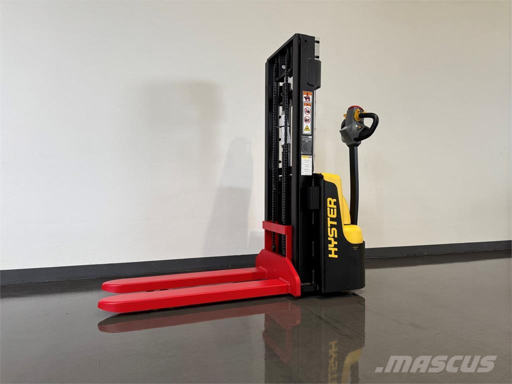 Hyster SC1.2 Platvormiga virnastajad