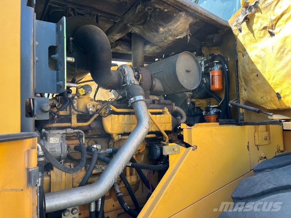 Bell L 2606 E Rataslaadurid