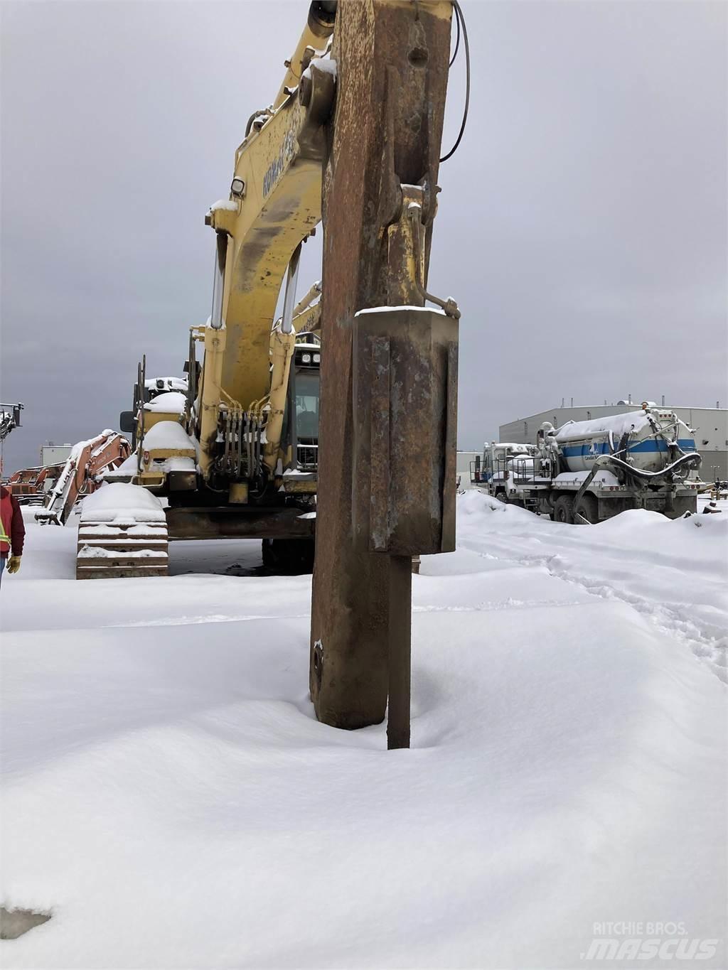 Komatsu PC800LC-8 Roomikekskavaatorid