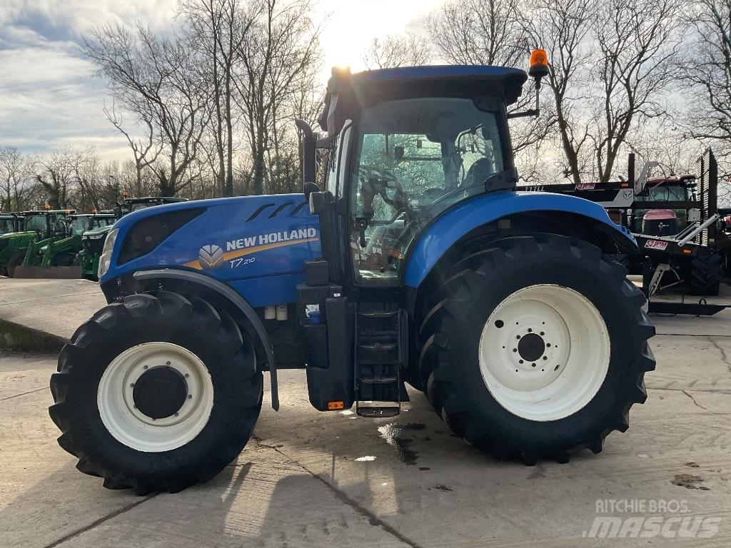 New Holland T 7.210 Traktorid
