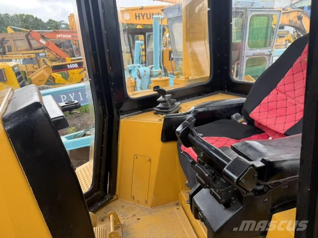 CAT D 6 R Buldooserid