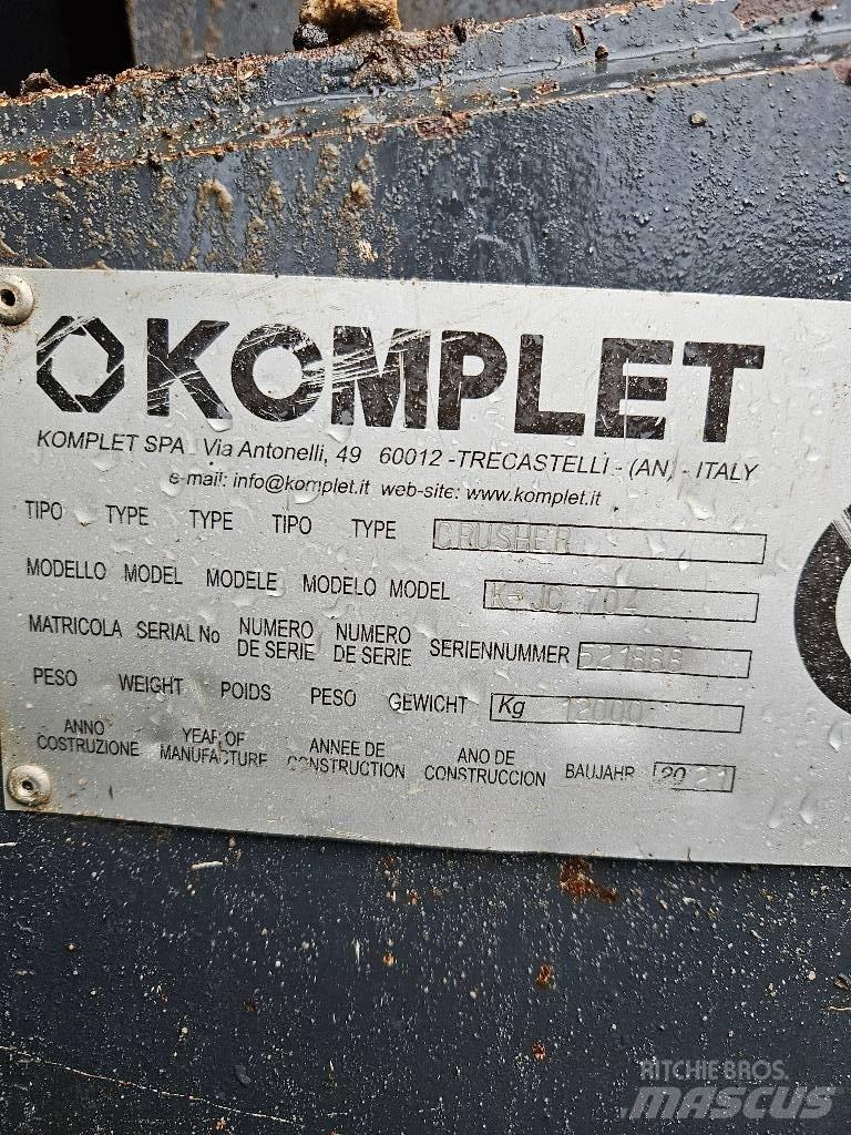 Komplet K-JC 704 Iseliikuvad purustid