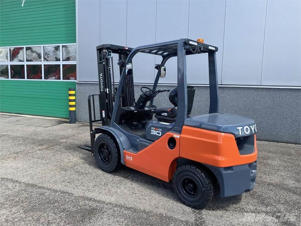 Toyota 52-8FDF30 Diiseltõstukid