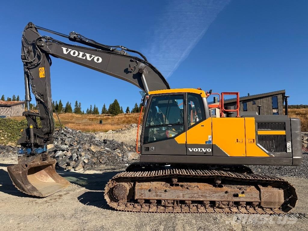 Volvo EC220EL Roomikekskavaatorid