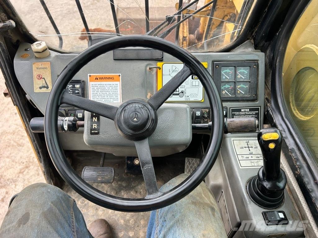 CAT TH 62 Teleskooplaadurid