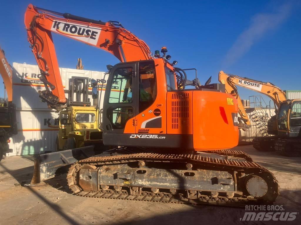 Doosan DX 235 LCR Roomikekskavaatorid