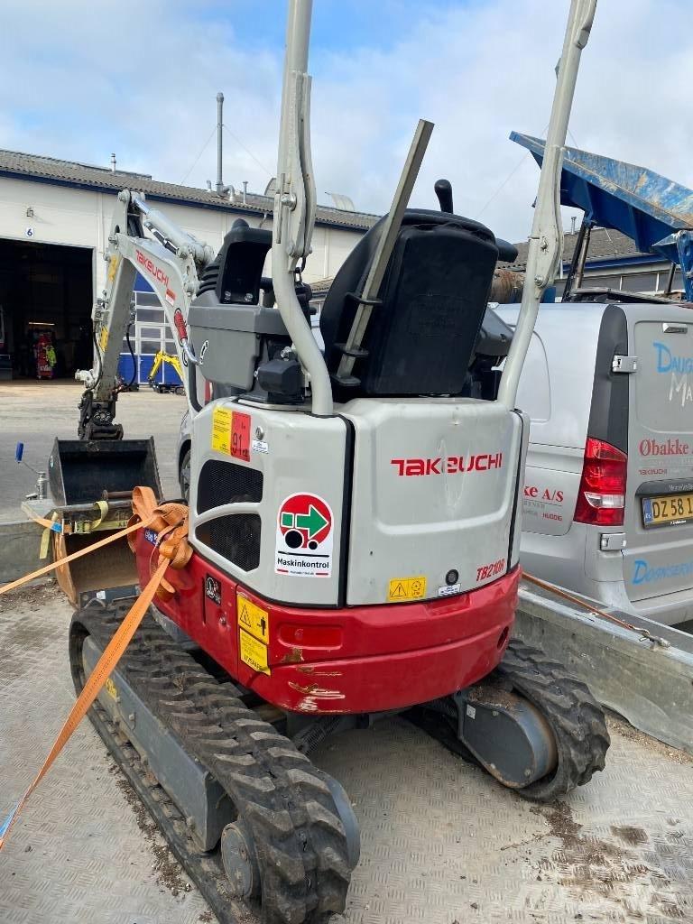 Takeuchi TB 210 Miniekskavaatorid < 7 t